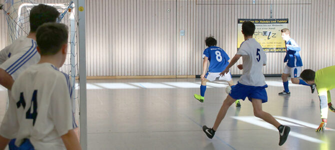Es geht wieder los: Hallenfußball beim UFC Ellingen