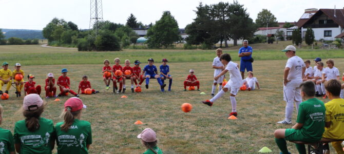 Das „Einfach Gut Fußballcamp“ (Ellingen)