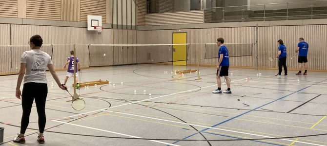 Badminton